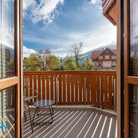 Apartment Apartamenty Bluesky - Centrum Karpacza, Spokojna Okolica, Blisko Deptaka, Balkon